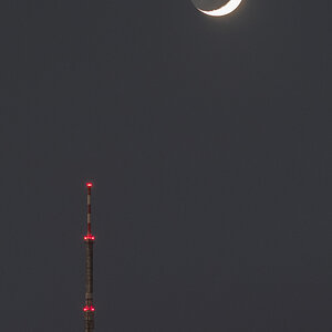 Monduntergang mit Fernsehturm