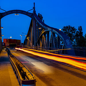 kle Drehbrücke P4280088.jpg
