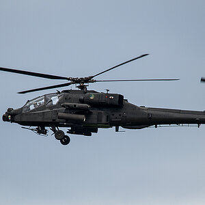 Apache AH 64 - 3.jpg