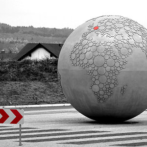 leica_weltkugel_cc_1200.jpg