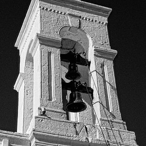 Glockenturm des Klosters Chríssoskalítissa im Südwesten Kretas (Scan)