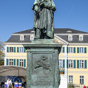 Bonn Beethovendenkmal.jpg