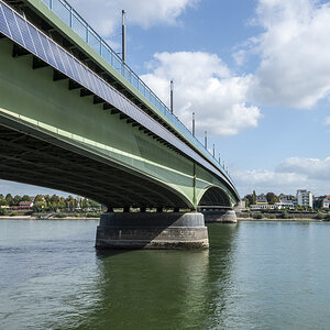 Bonn Kennedybrücke.jpg