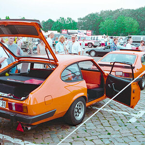 Ford Capri II mit Ford Capri II Anhänger