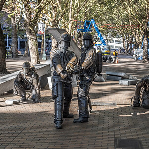 Feuerwehrdenkmal Seattle.jpg