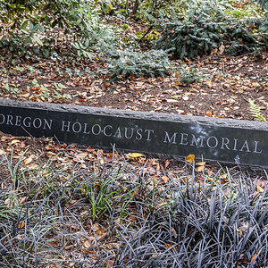 Oregon Holocaust Memorial 1.jpg