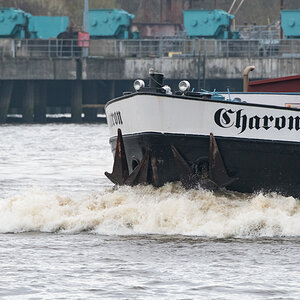 Charon Binnenschiff