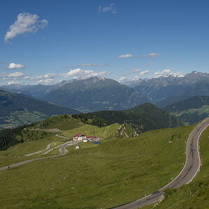 Strasse Jaufenpass.jpg