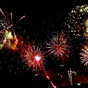 comp_firework30.11-2..jpg