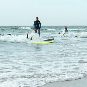 ... dann macht der Surfer plumps!