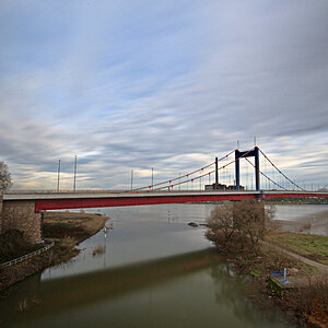 RheinbrückeHomberg.jpg