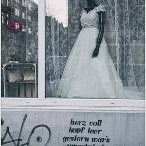 013 Schaufenster Street Art