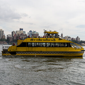 NYC Wassertaxi.jpg