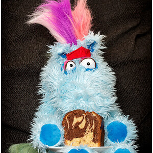 044 Horst Pferdinand mit Marmorkuchen