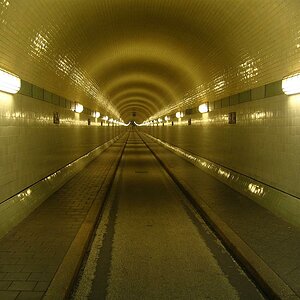 Alter Elbtunnel
