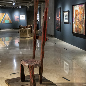 Stuhl Goldmuseum San Jose.jpg