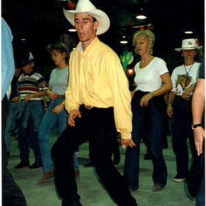 linedancing1.jpg