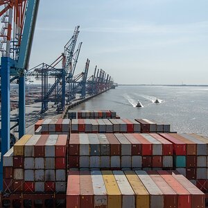 200411 Edith Maersk DL-1.jpg