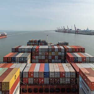 200411 Edith Maersk DL-14.jpg