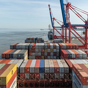 200411 Edith Maersk DL-15.jpg
