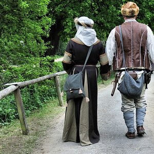 1-56 Eleganz der damaligen Zeit....jpg