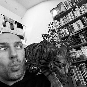 Selbstportrait mit Katze