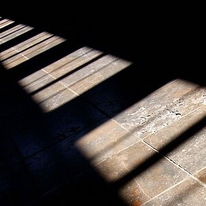 c hinter Gittern 7830
