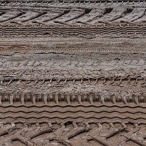 Spuren im Sand (1 von 1).JPG