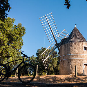 Fahrrad und Windmühle