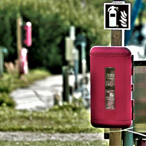Feuerlöscher griffbereit.jpg