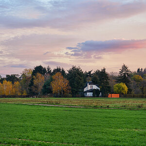 haus_im_feld_1200.jpg