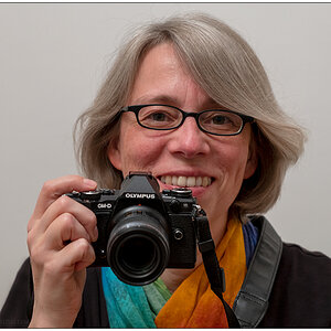 564 Selbstportrait mit Kamera
