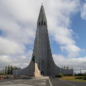 Hallgrimskirkja Reykjavik.jpg