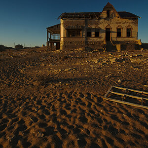 Fenster_im_Sand.jpg