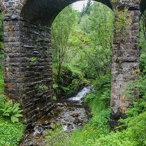 Schottland Bachlauf.jpg