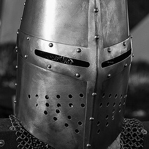 Ritterhelm (1 von 1).JPG