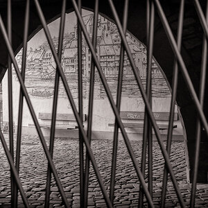 Hinter Gittern.jpg