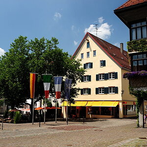 D03 1627
