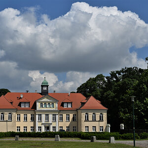 Schloss Kummerow.jpg