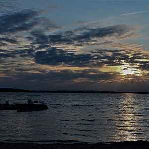 Abendblick aufs Wasser.jpg