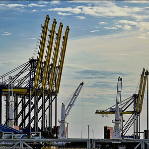 comp_Hafen1-lumi.jpg
