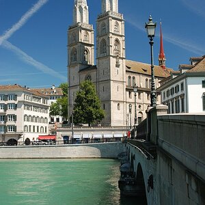 ZRH_ Grossmünster_01_August.jpg