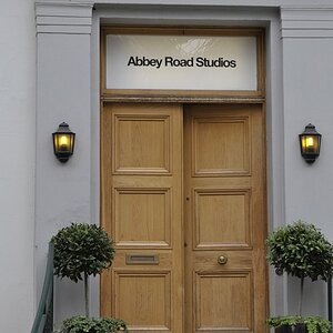 Abbey Road 1.jpg