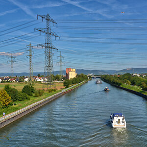 a6_1200.jpg