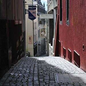 Niederdorf_ZRH.jpg