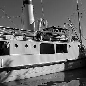 _1220637KSWxl.jpg