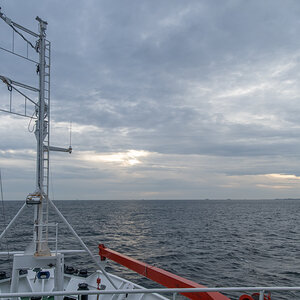 211004 AL566 NF-F-2.jpg