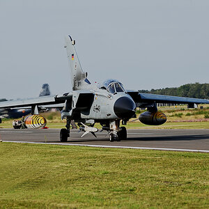 D6_14706.jpg