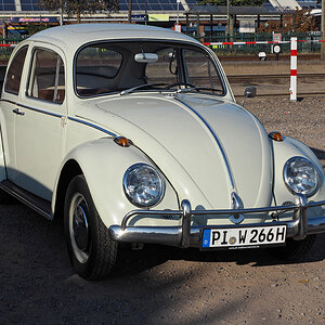 VW Käfer 1300 c.jpg