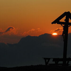 Sonnenaufgang bei der Dreizinnenhütte